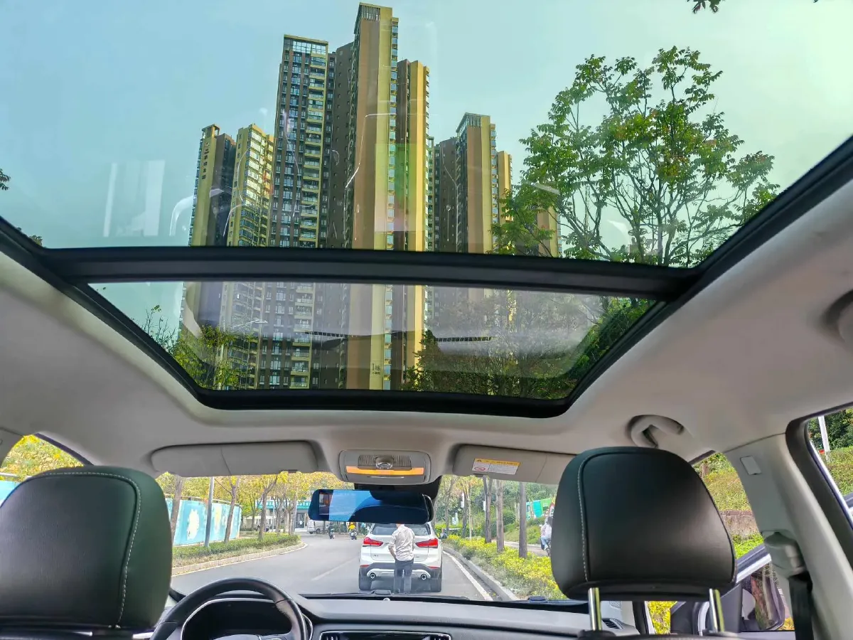 2017 Roewe RX5 1.5T 169HP L4 2AT PHEV 12KWH,autocango,china used car exporter,china ev exporter,chinese used car exporter,chinese used ev exporter