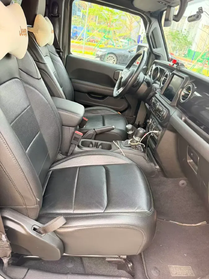 2022 Mercedes-Benz E Class 2.0T 258HP L4 9AT,autocango,china used car exporter,china ev exporter,chinese used car exporter,chinese used ev exporter