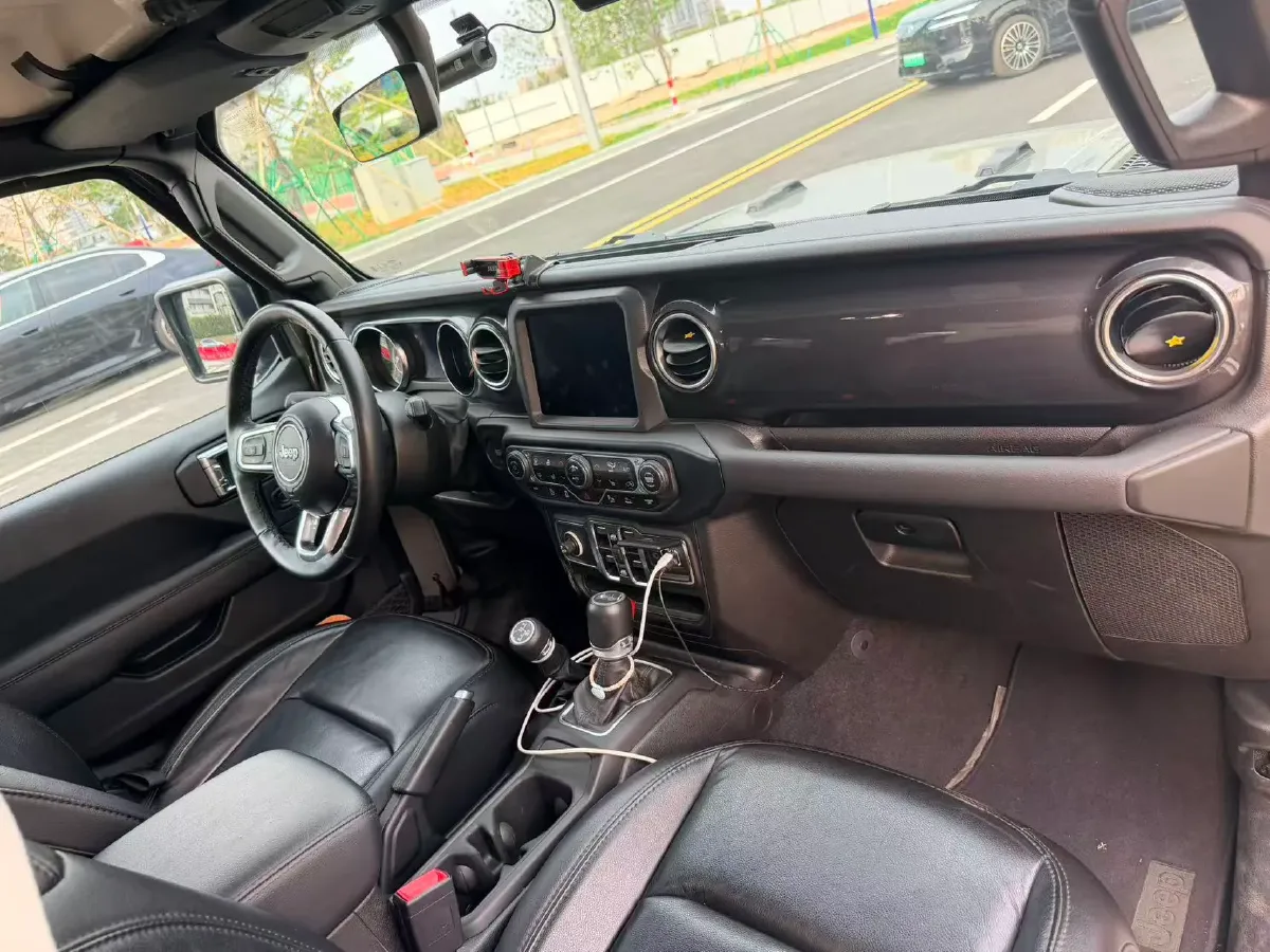 2022 Mercedes-Benz E Class 2.0T 258HP L4 9AT,autocango,china used car exporter,china ev exporter,chinese used car exporter,chinese used ev exporter