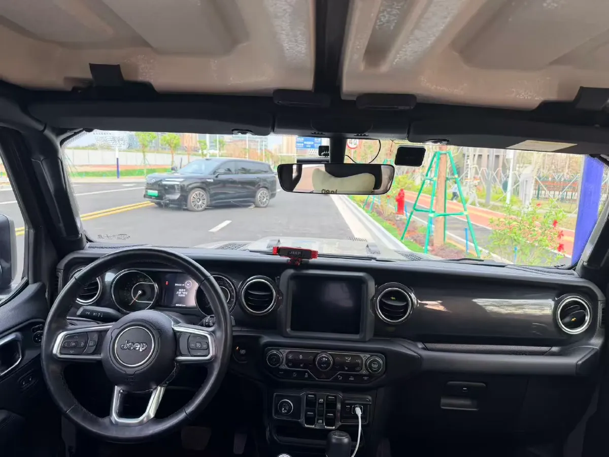 2022 Mercedes-Benz E Class 2.0T 258HP L4 9AT,autocango,china used car exporter,china ev exporter,chinese used car exporter,chinese used ev exporter