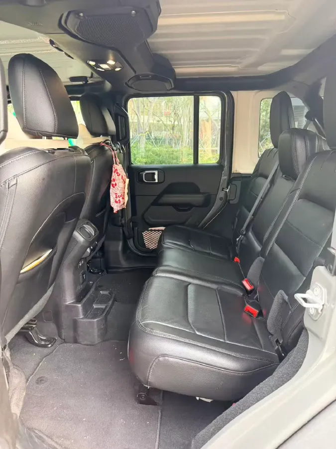 2022 Mercedes-Benz E Class 2.0T 258HP L4 9AT,autocango,china used car exporter,china ev exporter,chinese used car exporter,chinese used ev exporter