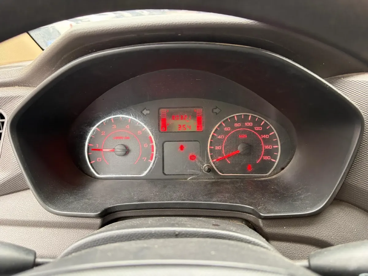 2019 WuLing HongGuang 1.5L 105HP L4 5MT,autocango,china used car exporter,china ev exporter,chinese used car exporter,chinese used ev exporter