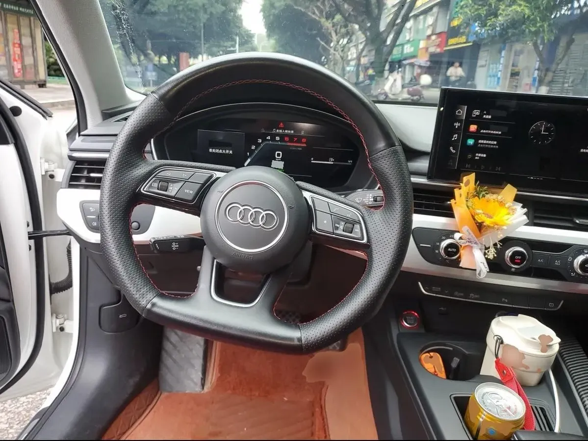 2022 Audi A4L 2.0T 190HP L4 7DCT,autocango,china used car exporter,china ev exporter,chinese used car exporter,chinese used ev exporter