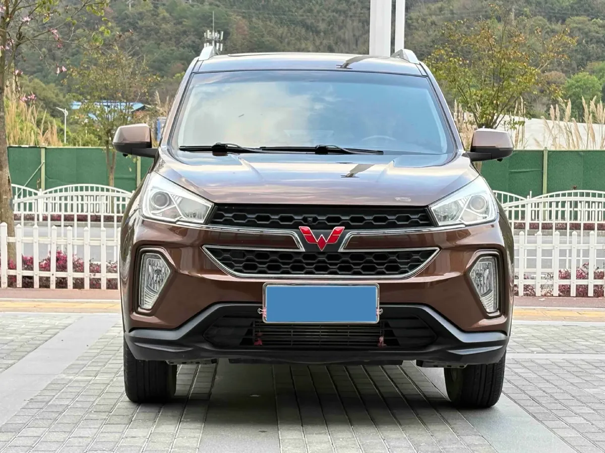 2018 WuLing HongGuang S3 1.5T 150HP L4 6MT,autocango,china used car exporter,china ev exporter,chinese used car exporter,chinese used ev exporter