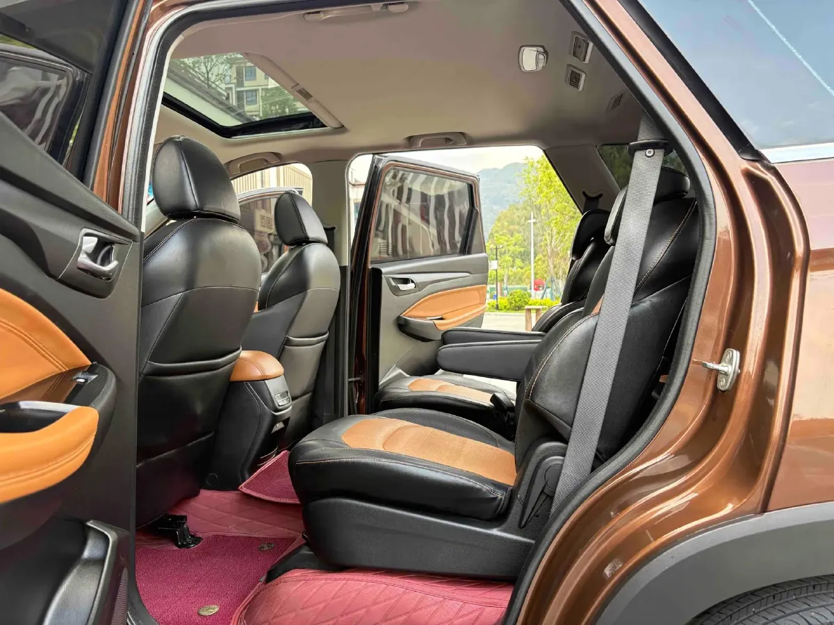 2018 WuLing HongGuang S3 1.5T 150HP L4 6MT,autocango,china used car exporter,china ev exporter,chinese used car exporter,chinese used ev exporter