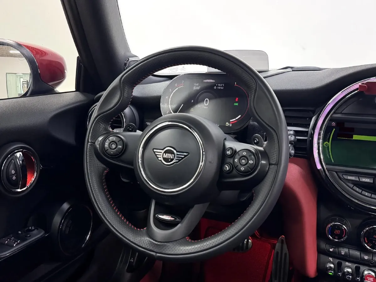 2021 MINI JCW 2.0T 231HP L4 8AT,autocango,china used car exporter,china ev exporter,chinese used car exporter,chinese used ev exporter