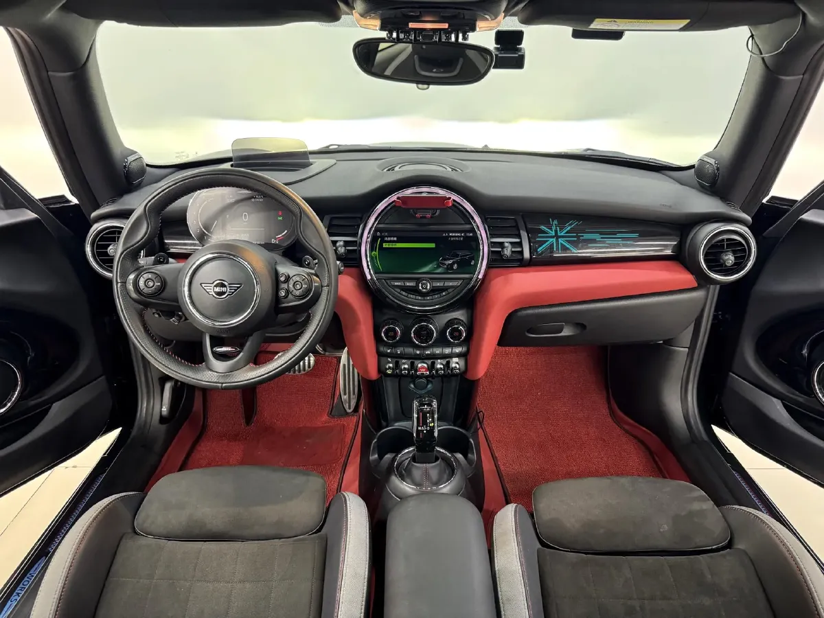 2021 MINI JCW 2.0T 231HP L4 8AT,autocango,china used car exporter,china ev exporter,chinese used car exporter,chinese used ev exporter