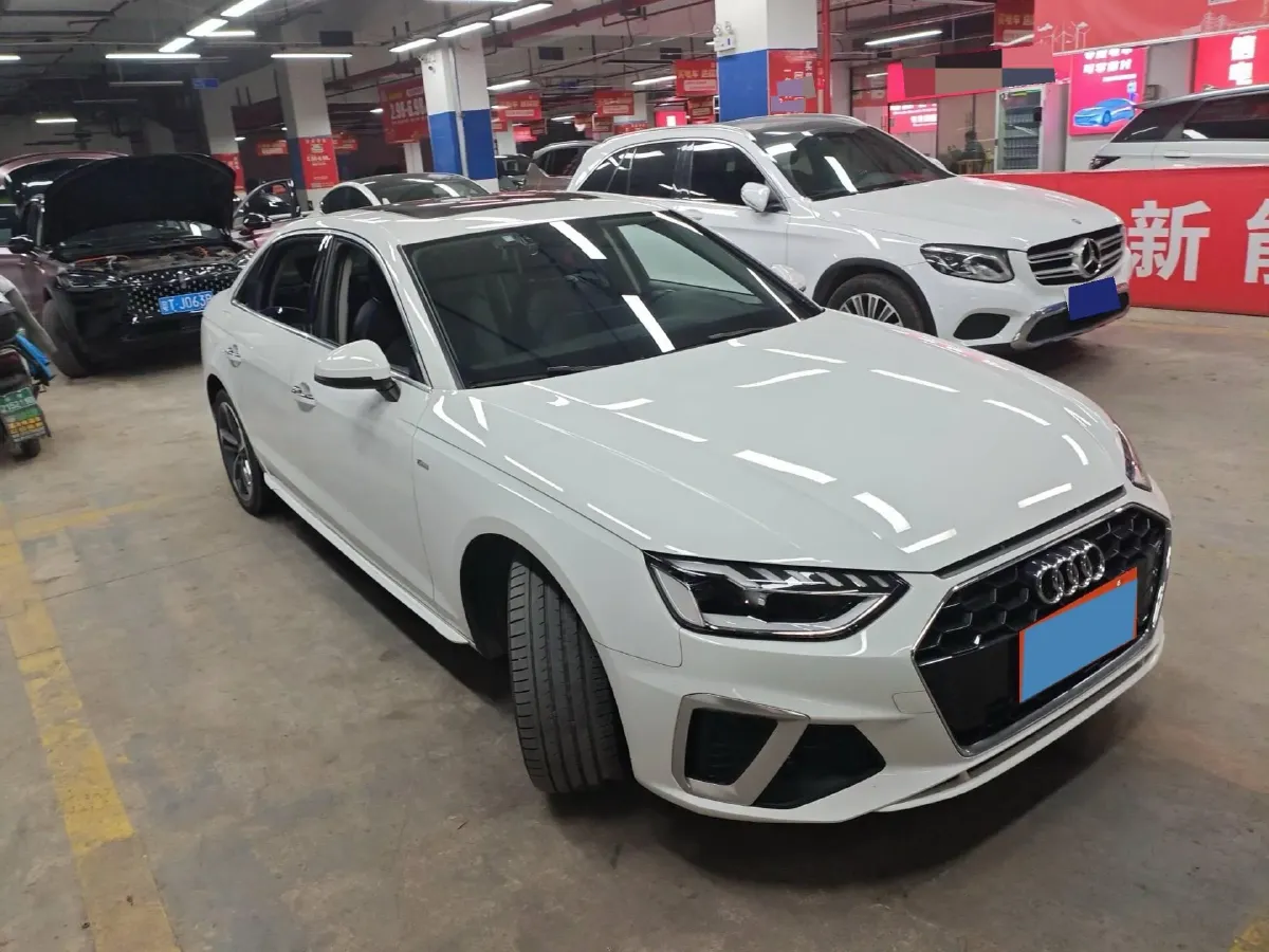 2019 Audi A4L 2.0T 190HP L4 7DCT,autocango,china used car exporter,china ev exporter,chinese used car exporter,chinese used ev exporter