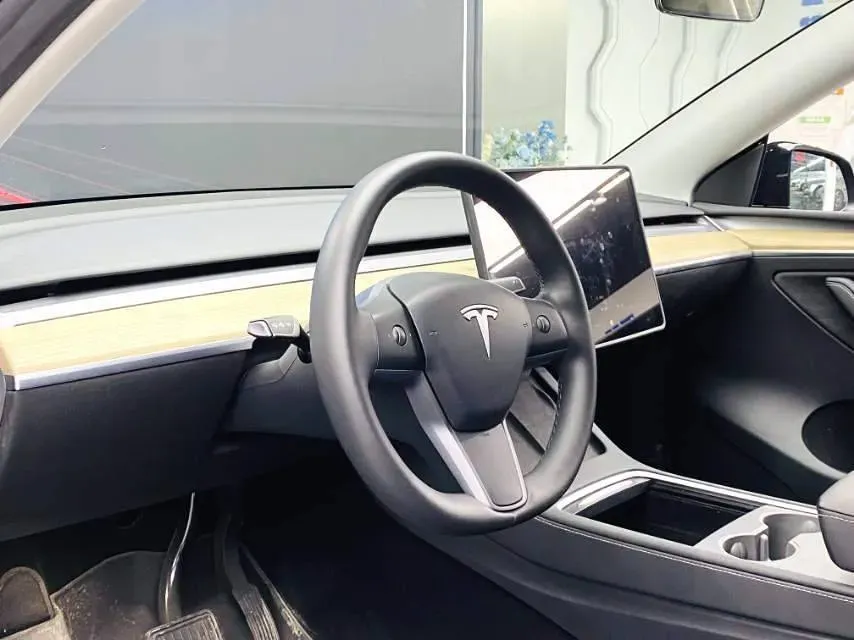 2022 Tesla Model Y BEV 60KWH,autocango,china used car exporter,china ev exporter,chinese used car exporter,chinese used ev exporter