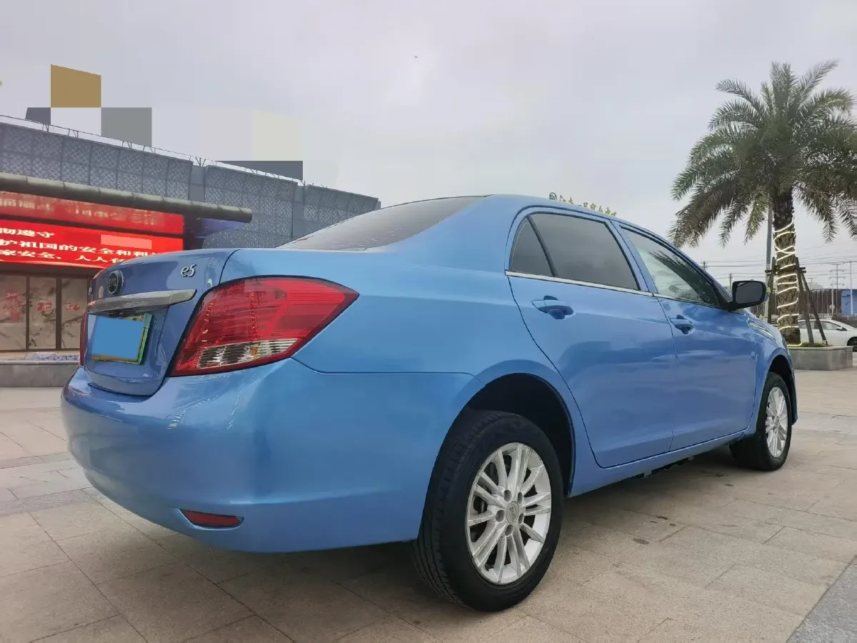 2018 BYD e5 BEV 60.48KWH,autocango,china used car exporter,china ev exporter,chinese used car exporter,chinese used ev exporter