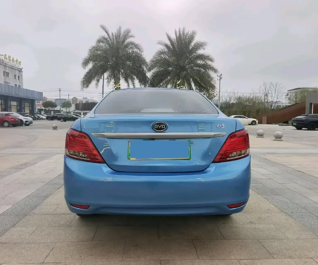 2018 BYD e5 BEV 60.48KWH,autocango,china used car exporter,china ev exporter,chinese used car exporter,chinese used ev exporter