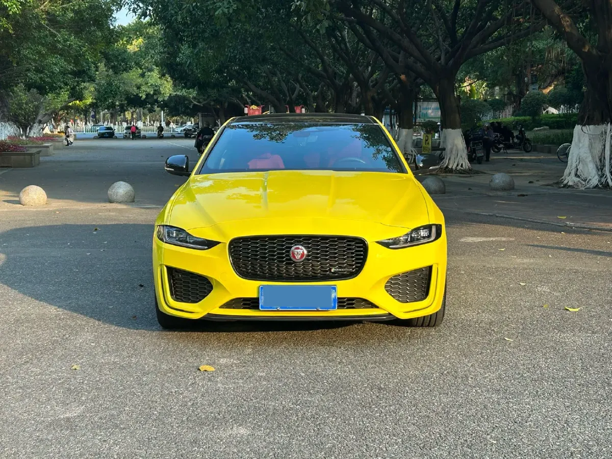 2022 Jaguar XEL 2.0T 250HP L4 8AT,autocango,china used car exporter,china ev exporter,chinese used car exporter,chinese used ev exporter