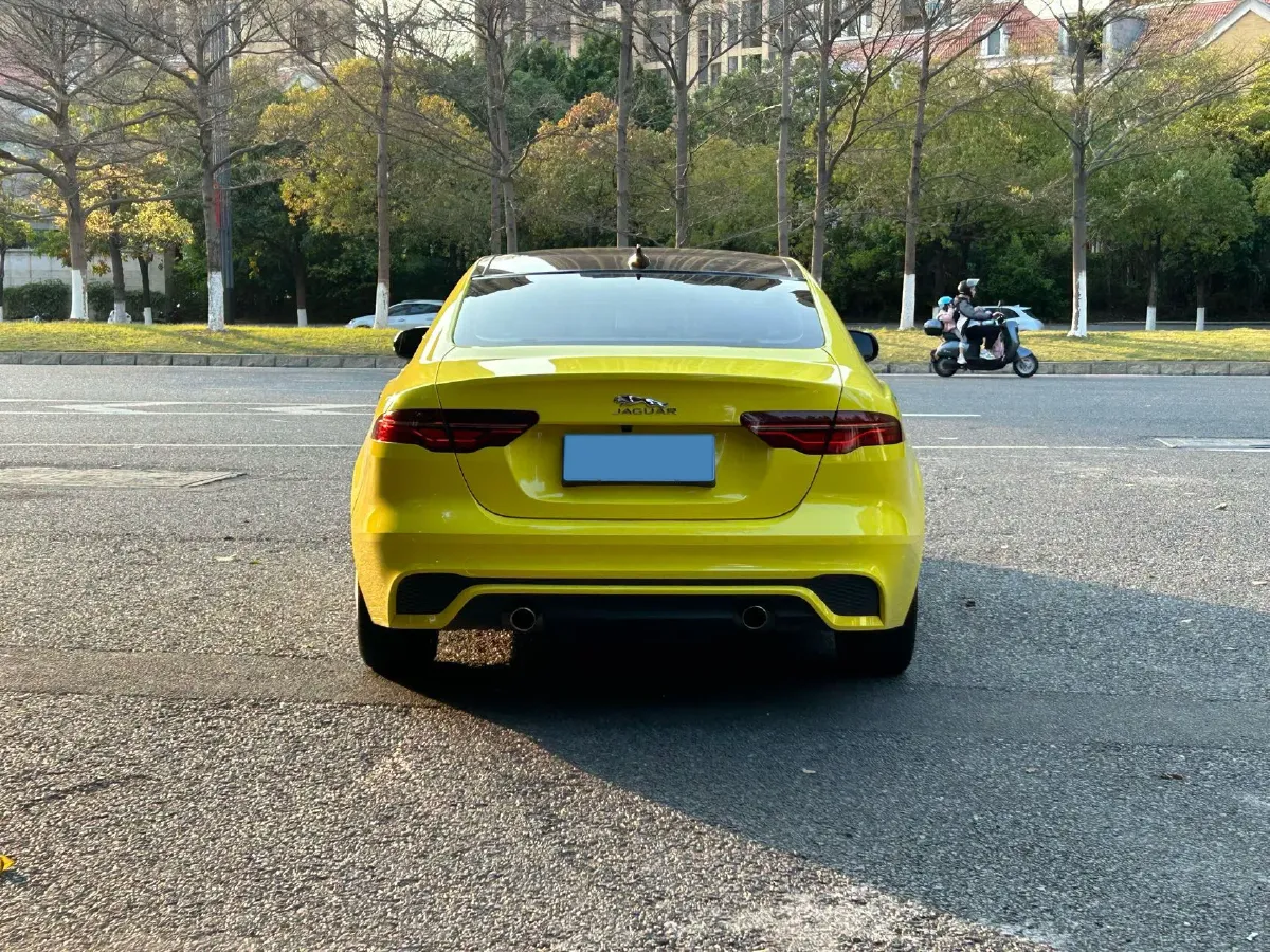 2022 Jaguar XEL 2.0T 250HP L4 8AT,autocango,china used car exporter,china ev exporter,chinese used car exporter,chinese used ev exporter