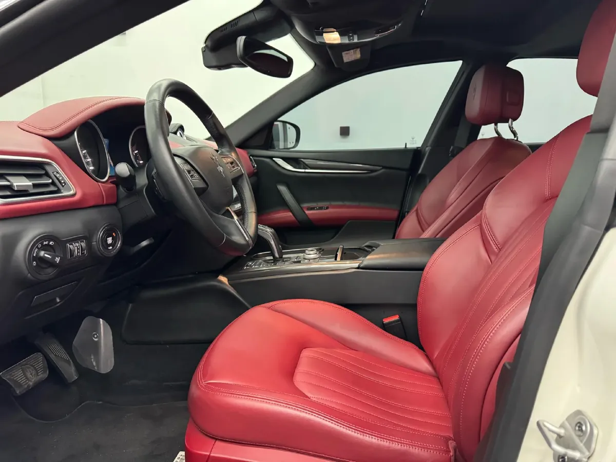 2019 Maserati Ghibli 3.0T 350HP V6 8AT,autocango,china used car exporter,china ev exporter,chinese used car exporter,chinese used ev exporter