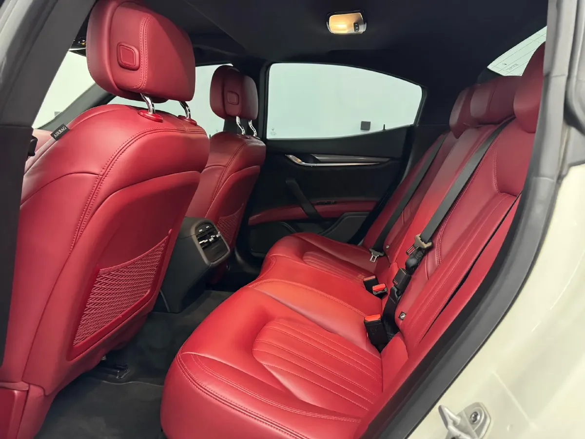 2019 Maserati Ghibli 3.0T 350HP V6 8AT,autocango,china used car exporter,china ev exporter,chinese used car exporter,chinese used ev exporter