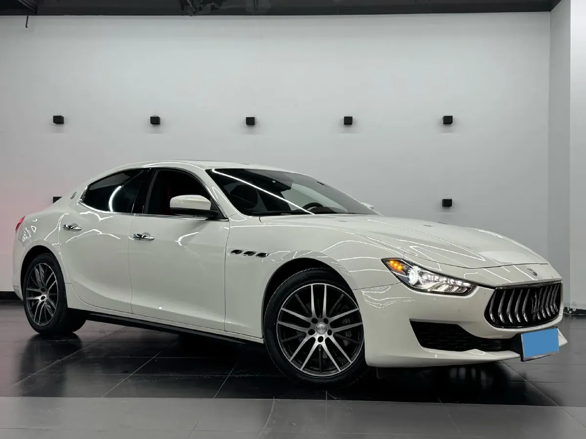 2019 Maserati Ghibli 3.0T 350HP V6 8AT,autocango,china used car exporter,china ev exporter,chinese used car exporter,chinese used ev exporter
