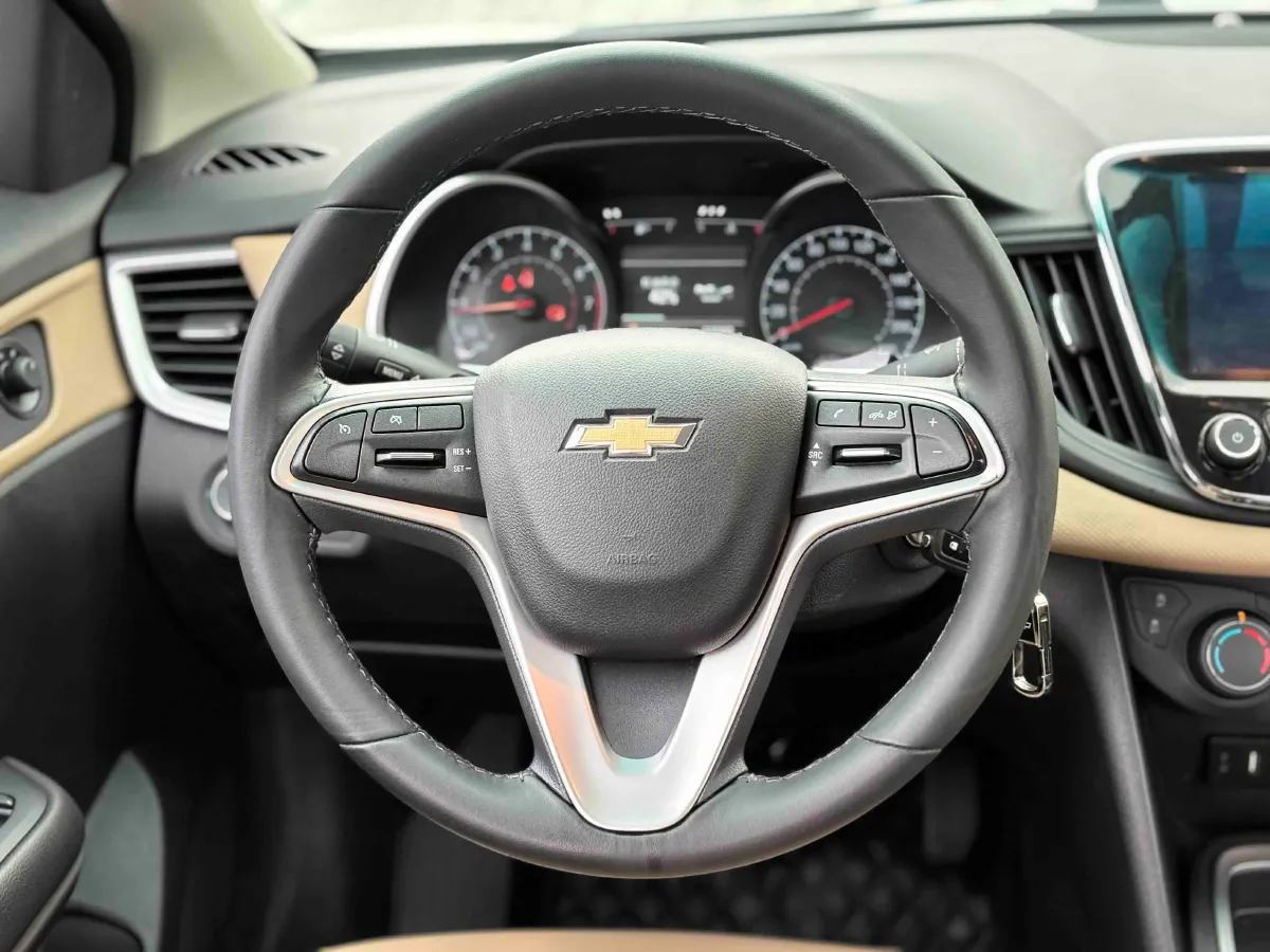 2021 Chevrolet Monza 1.5L 113HP L4 6AT,autocango,china used car exporter,china ev exporter,chinese used car exporter,chinese used ev exporter