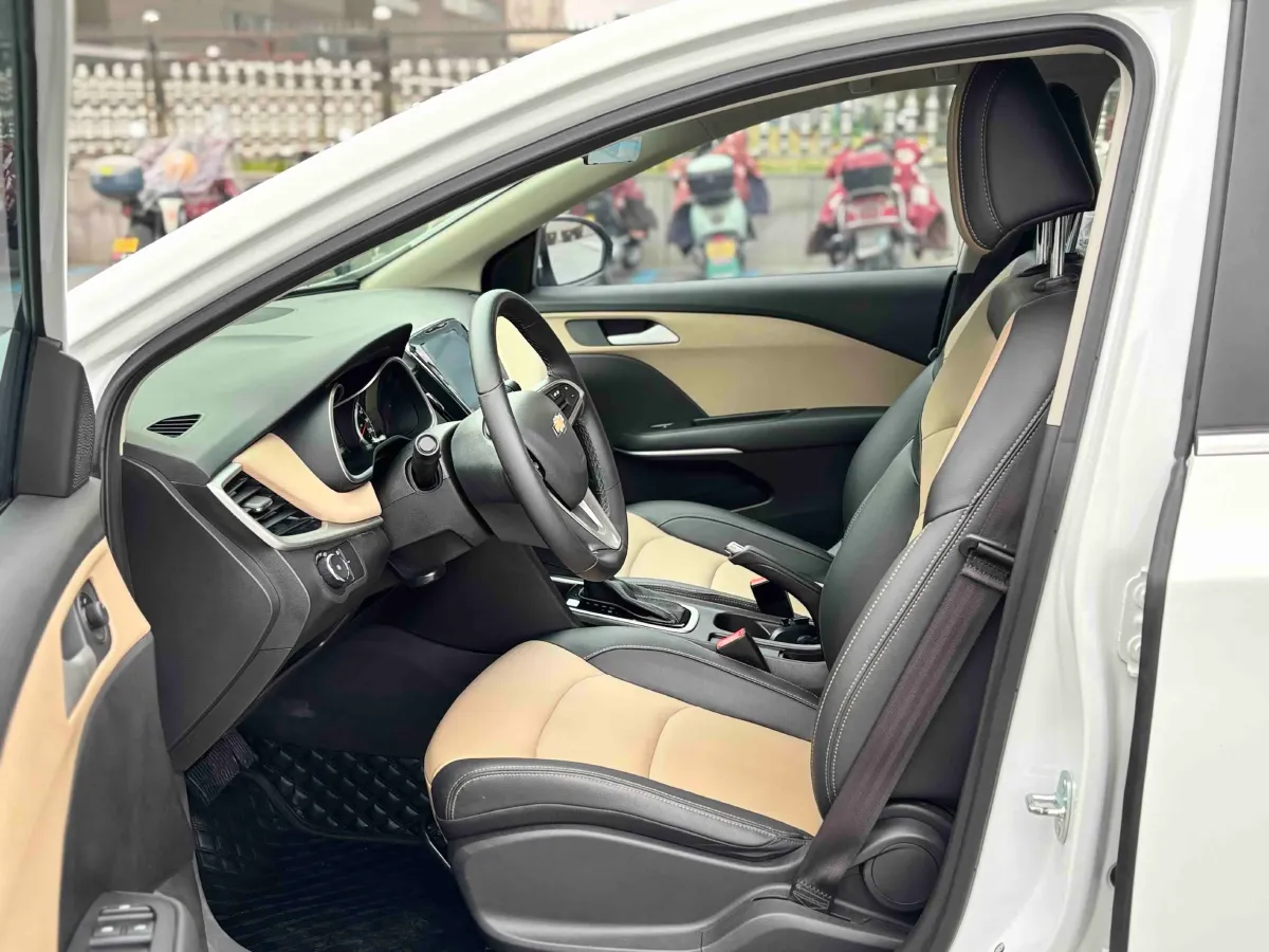 2021 Chevrolet Monza 1.5L 113HP L4 6AT,autocango,china used car exporter,china ev exporter,chinese used car exporter,chinese used ev exporter