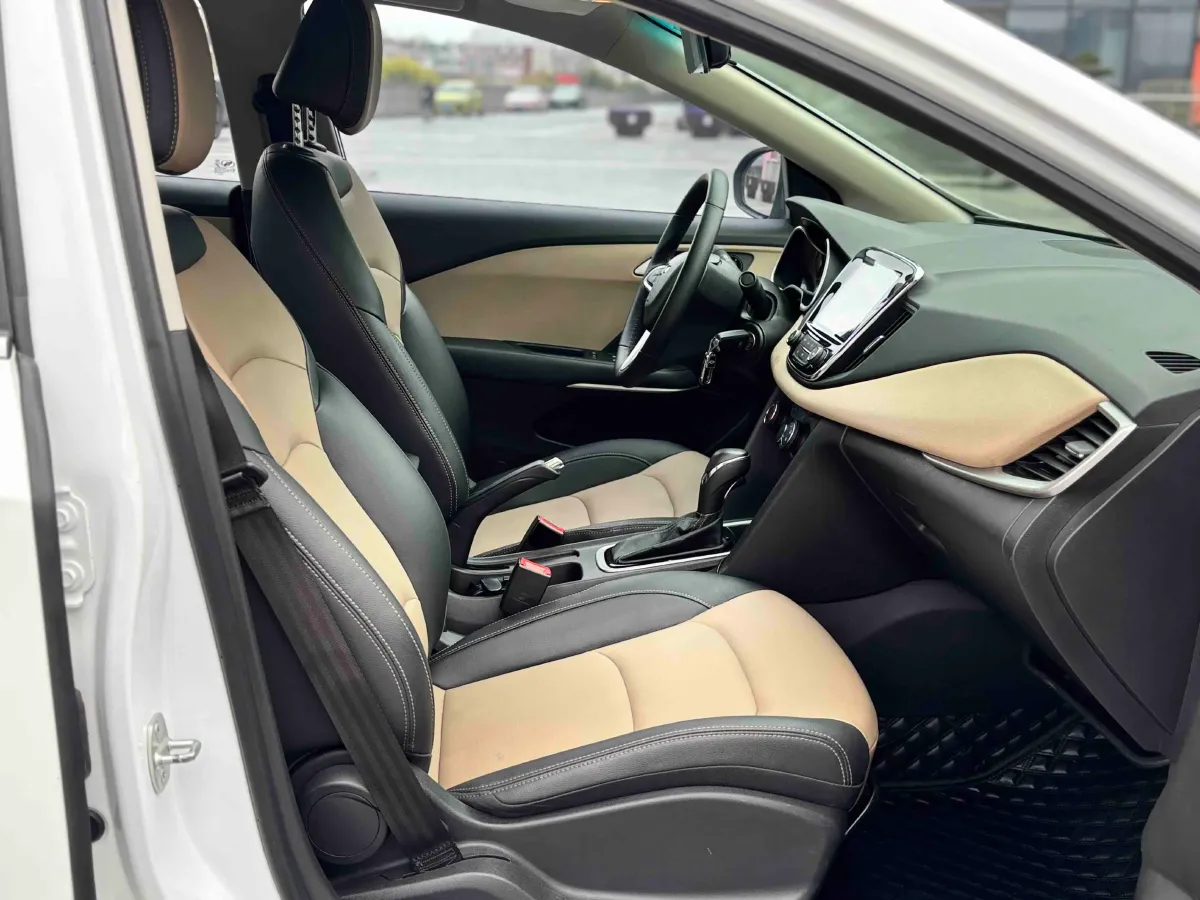 2021 Chevrolet Monza 1.5L 113HP L4 6AT,autocango,china used car exporter,china ev exporter,chinese used car exporter,chinese used ev exporter