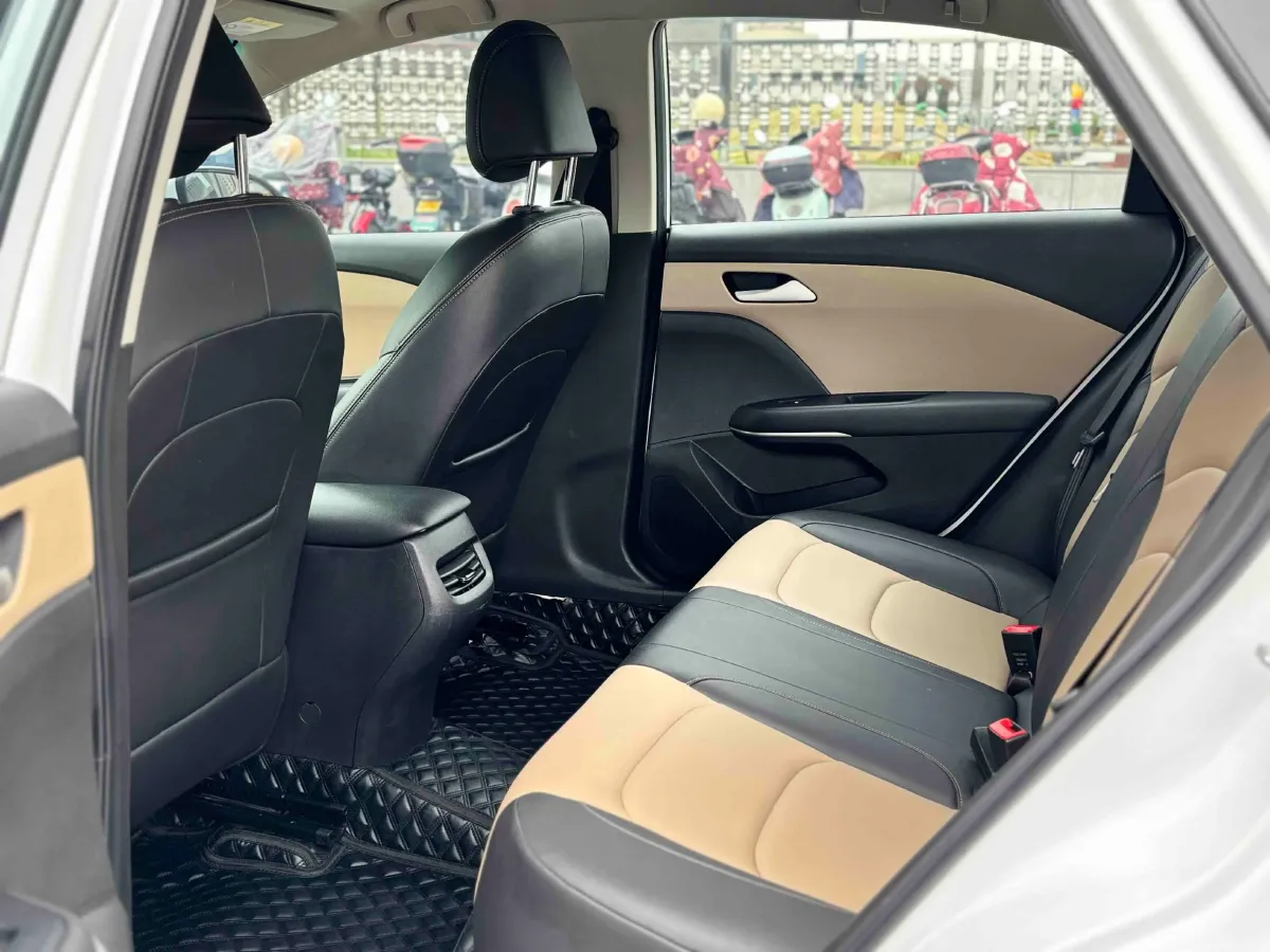 2021 Chevrolet Monza 1.5L 113HP L4 6AT,autocango,china used car exporter,china ev exporter,chinese used car exporter,chinese used ev exporter