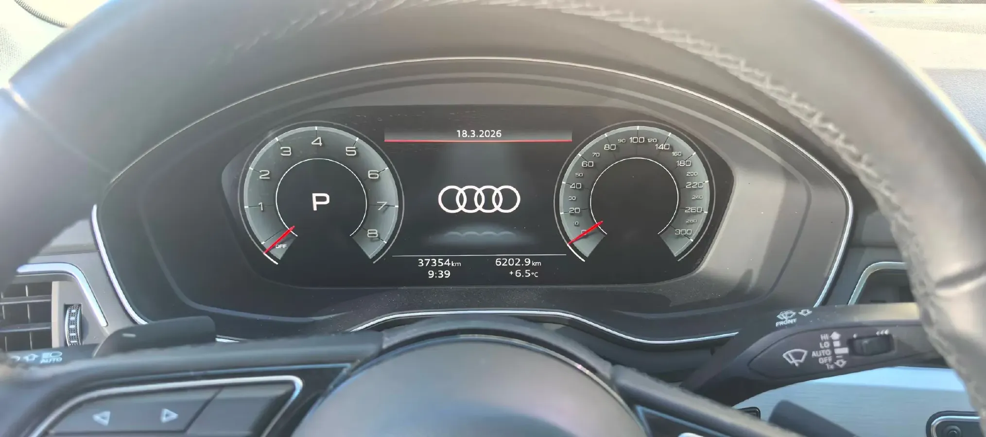 2023 Audi A4L 2.0T 190HP L4 7DCT,autocango,china used car exporter,china ev exporter,chinese used car exporter,chinese used ev exporter