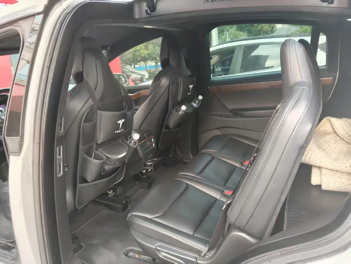 2017 Tesla Model X BEV 100KWH,autocango,china used car exporter,china ev exporter,chinese used car exporter,chinese used ev exporter