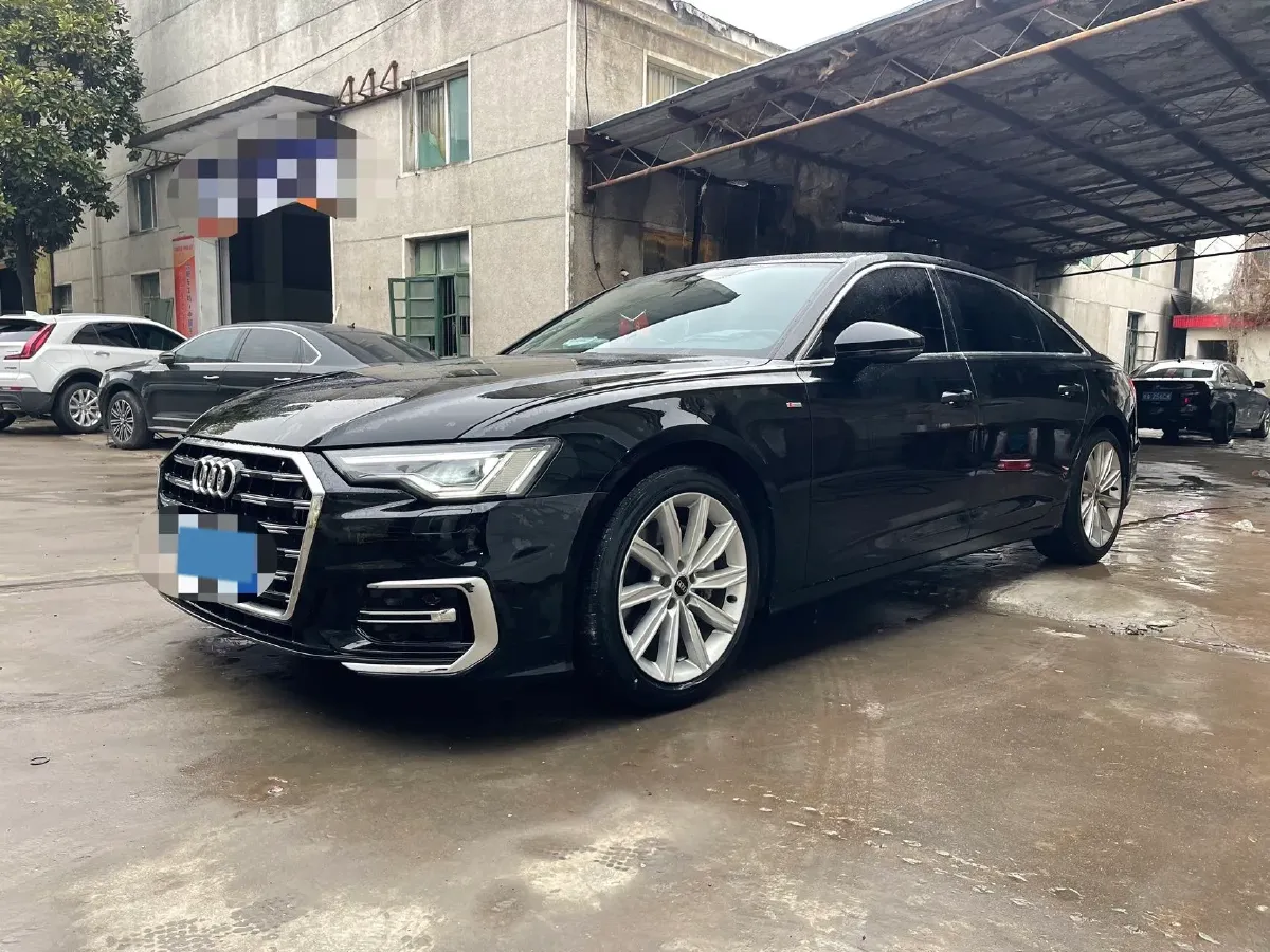 2023 Audi A6L 2.0T 245HP L4 7DCT,autocango,china used car exporter,china ev exporter,chinese used car exporter,chinese used ev exporter