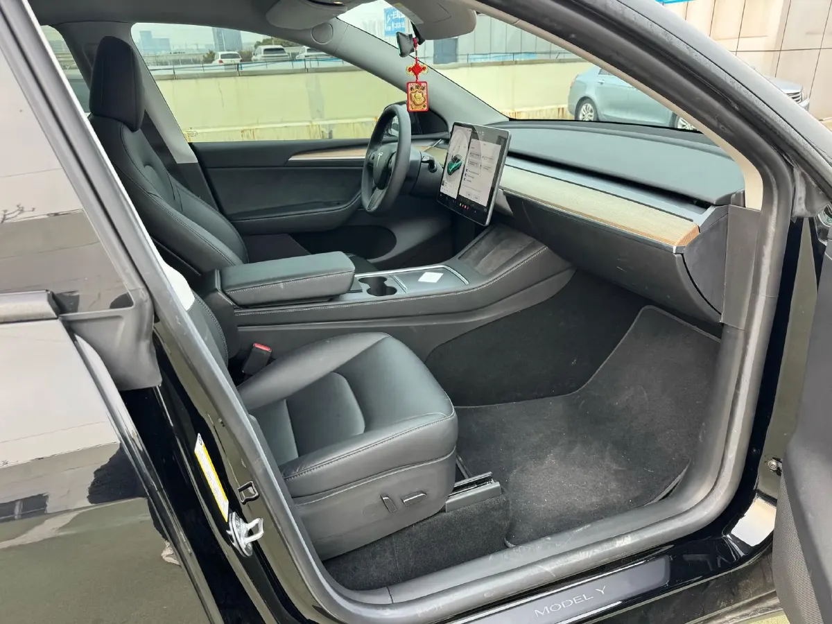 2022 Tesla Model Y BEV 60KWH,autocango,china used car exporter,china ev exporter,chinese used car exporter,chinese used ev exporter