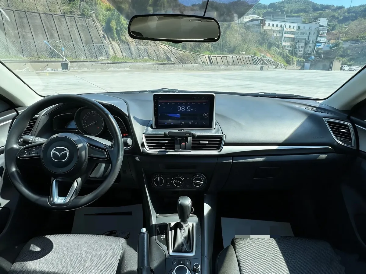 2017 Mazda 3 Axela 1.5L 117HP L4 6AT,autocango,china used car exporter,china ev exporter,chinese used car exporter,chinese used ev exporter