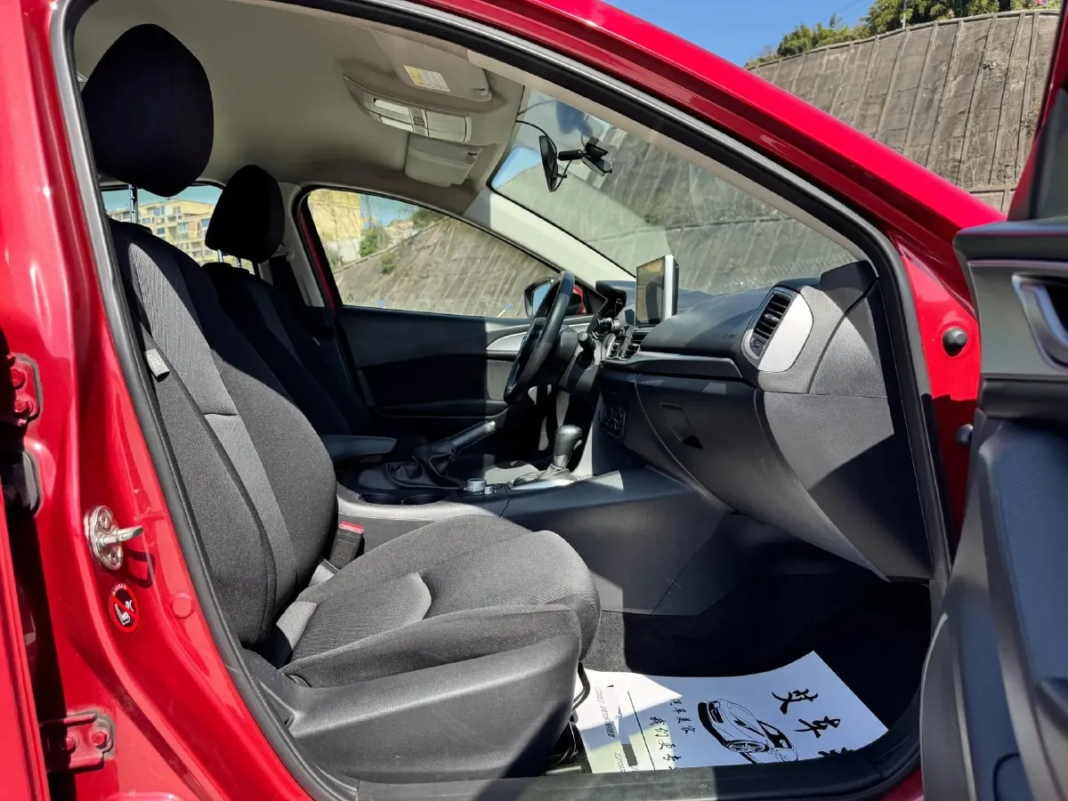 2017 Mazda 3 Axela 1.5L 117HP L4 6AT,autocango,china used car exporter,china ev exporter,chinese used car exporter,chinese used ev exporter