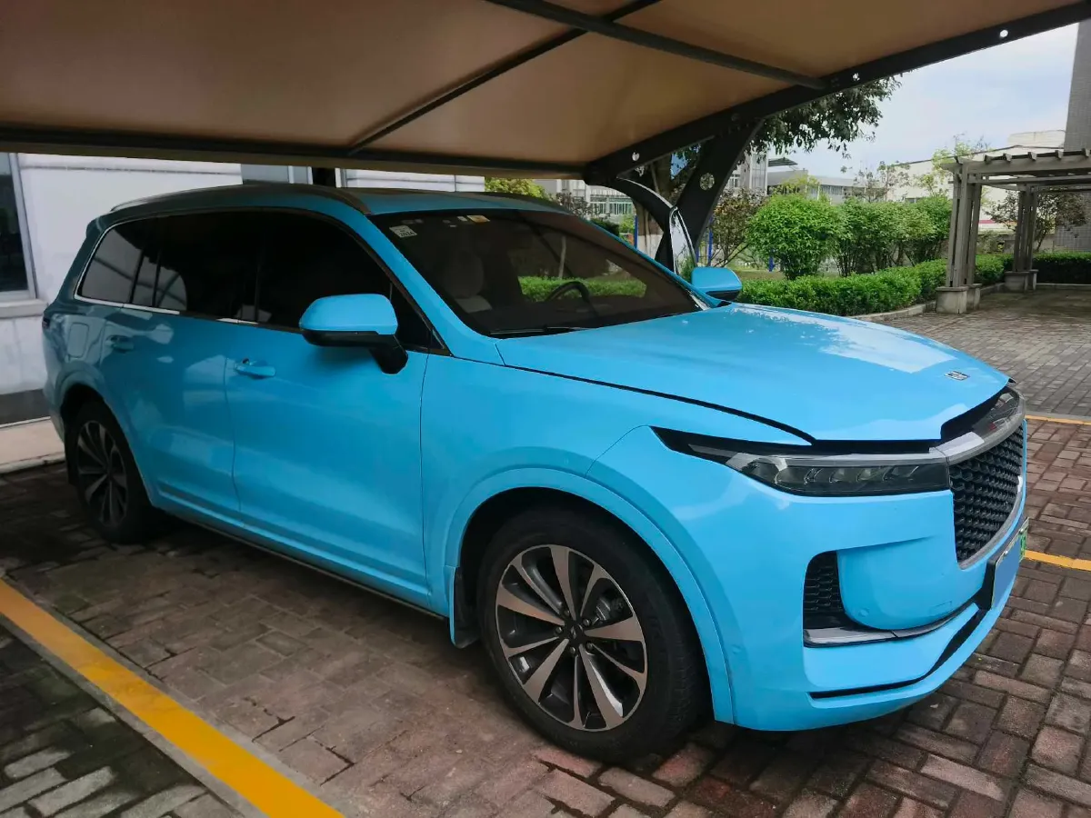 2021 Li ONE Range Extended 131HP REEV 40.5KWH,autocango,china used car exporter,china ev exporter,chinese used car exporter,chinese used ev exporter
