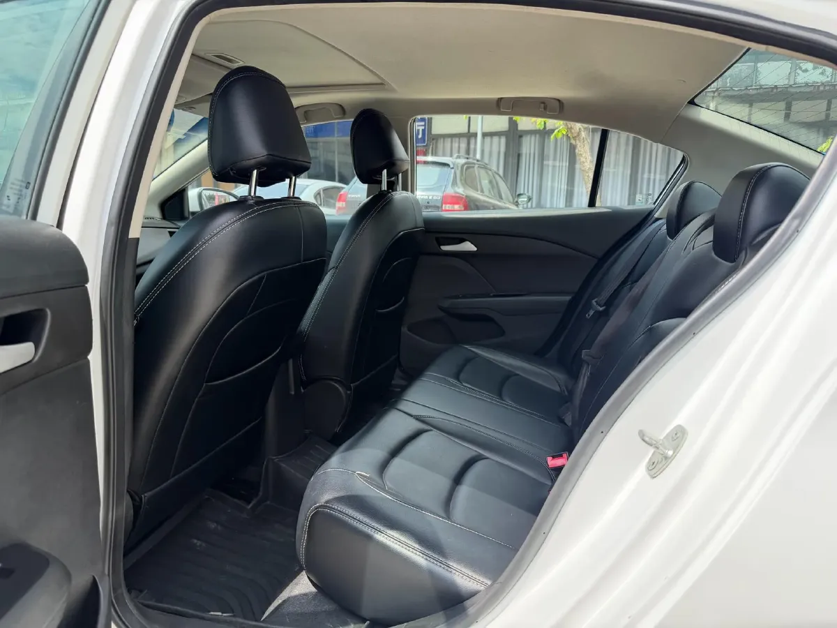 2019 Chevrolet Cavalier 1.5L 113HP L4 6AT,autocango,china used car exporter,china ev exporter,chinese used car exporter,chinese used ev exporter