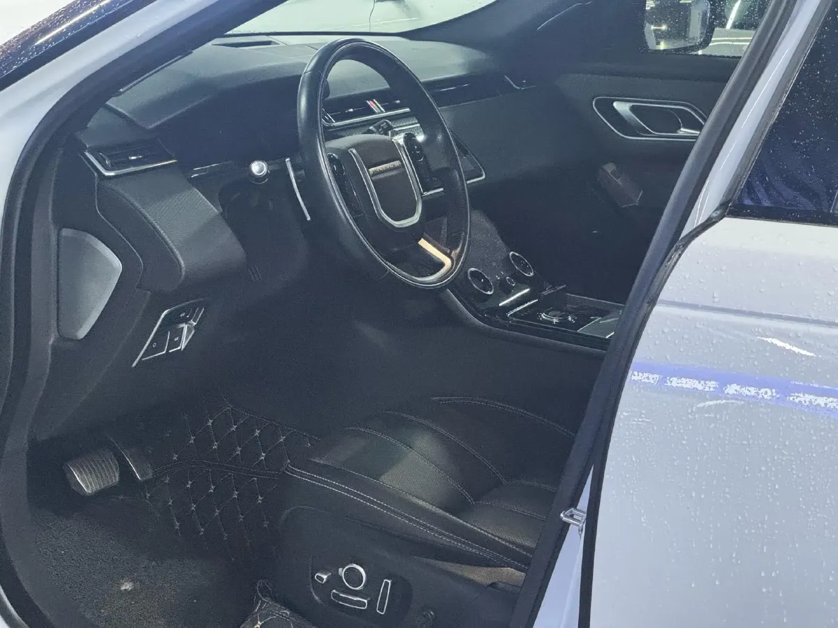 2020 Land Rover Range Rover Velar 2.0T 250HP L4 8AT,autocango,china used car exporter,china ev exporter,chinese used car exporter,chinese used ev exporter