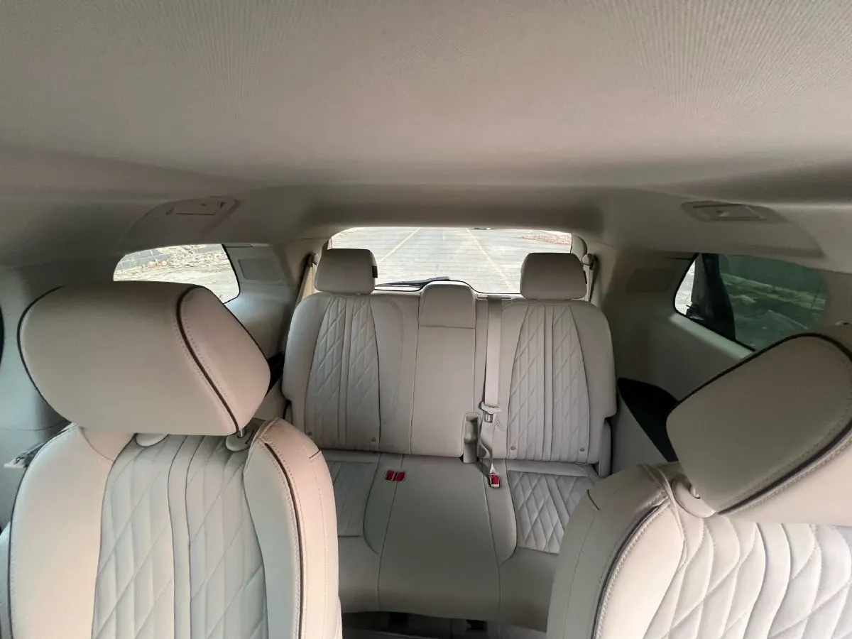 2022 Buick GL8 2.0T 237HP L4 9AT,autocango,china used car exporter,china ev exporter,chinese used car exporter,chinese used ev exporter