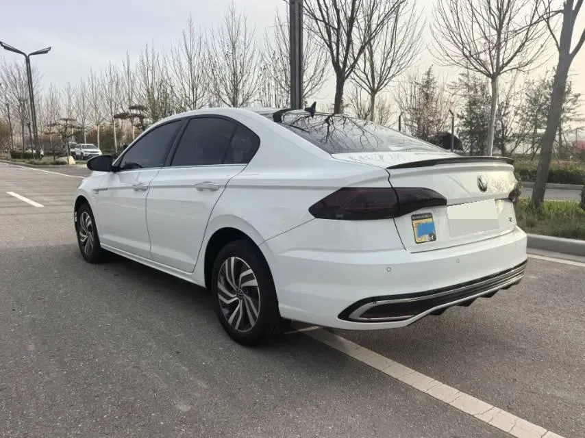2023 Volkswagen Bora 1.2T 116HP L4 7DCT,autocango,china used car exporter,china ev exporter,chinese used car exporter,chinese used ev exporter