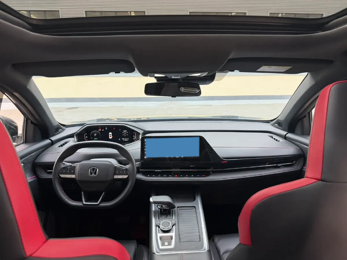 2024 ChangAn CS55 Plus 1.5T 188HP L4 7DCT,autocango,china used car exporter,china ev exporter,chinese used car exporter,chinese used ev exporter