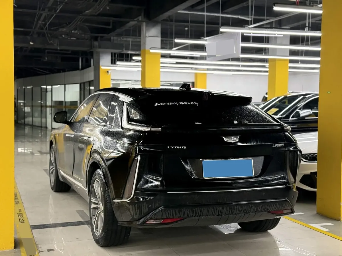 2024 Cadillac IQ Lyriq BEV 68.4KWH,autocango,china used car exporter,china ev exporter,chinese used car exporter,chinese used ev exporter