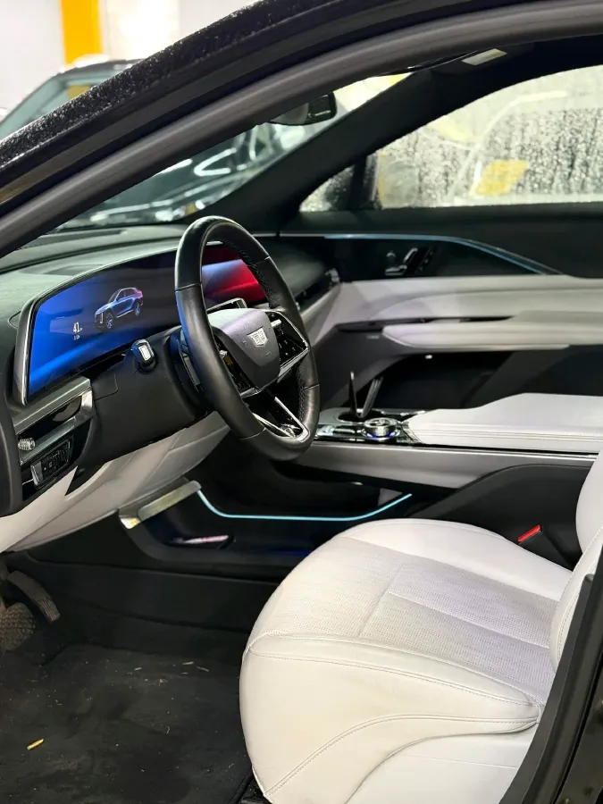 2024 Cadillac IQ Lyriq BEV 68.4KWH,autocango,china used car exporter,china ev exporter,chinese used car exporter,chinese used ev exporter
