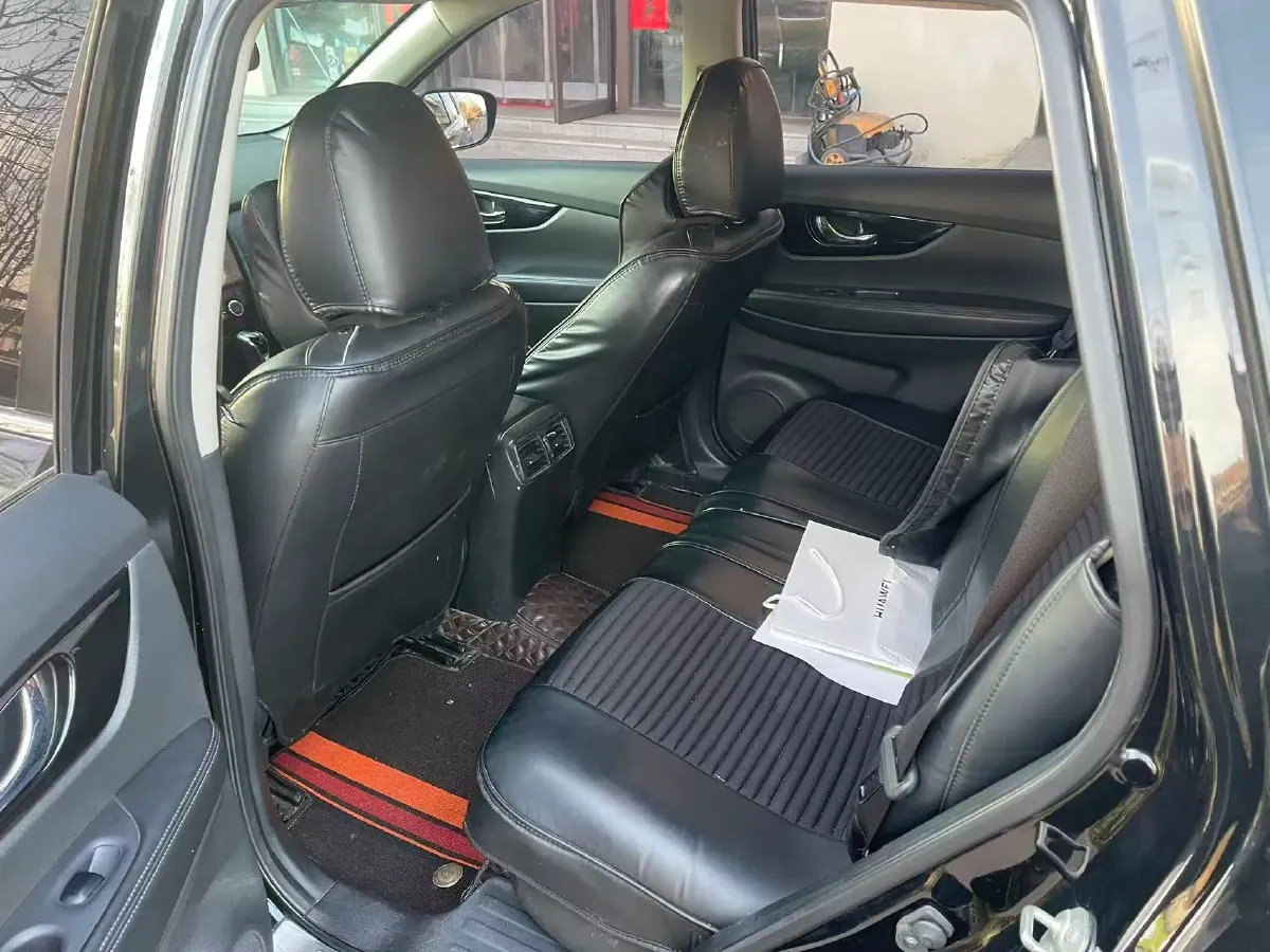 2021 Nissan X-Trail 2.0L 151HP L4 CVT,autocango,china used car exporter,china ev exporter,chinese used car exporter,chinese used ev exporter