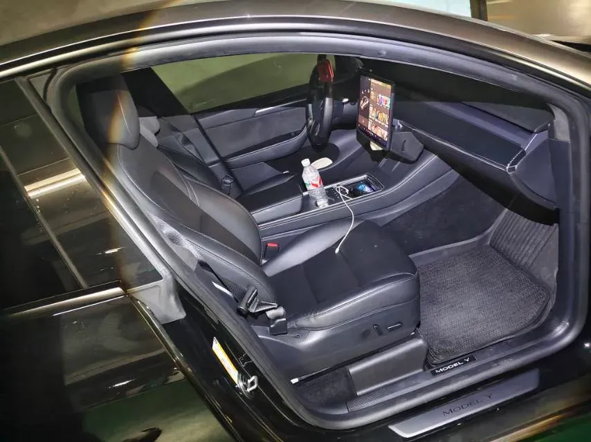 2021 Tesla Model Y BEV 60KWH,autocango,china used car exporter,china ev exporter,chinese used car exporter,chinese used ev exporter