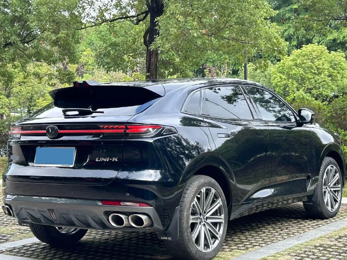 2021 ChangAn UNI-K 2.0T 233HP L4 8AT,autocango,china used car exporter,china ev exporter,chinese used car exporter,chinese used ev exporter