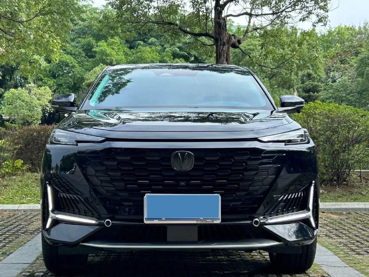 2021 ChangAn UNI-K 2.0T 233HP L4 8AT,autocango,china used car exporter,china ev exporter,chinese used car exporter,chinese used ev exporter