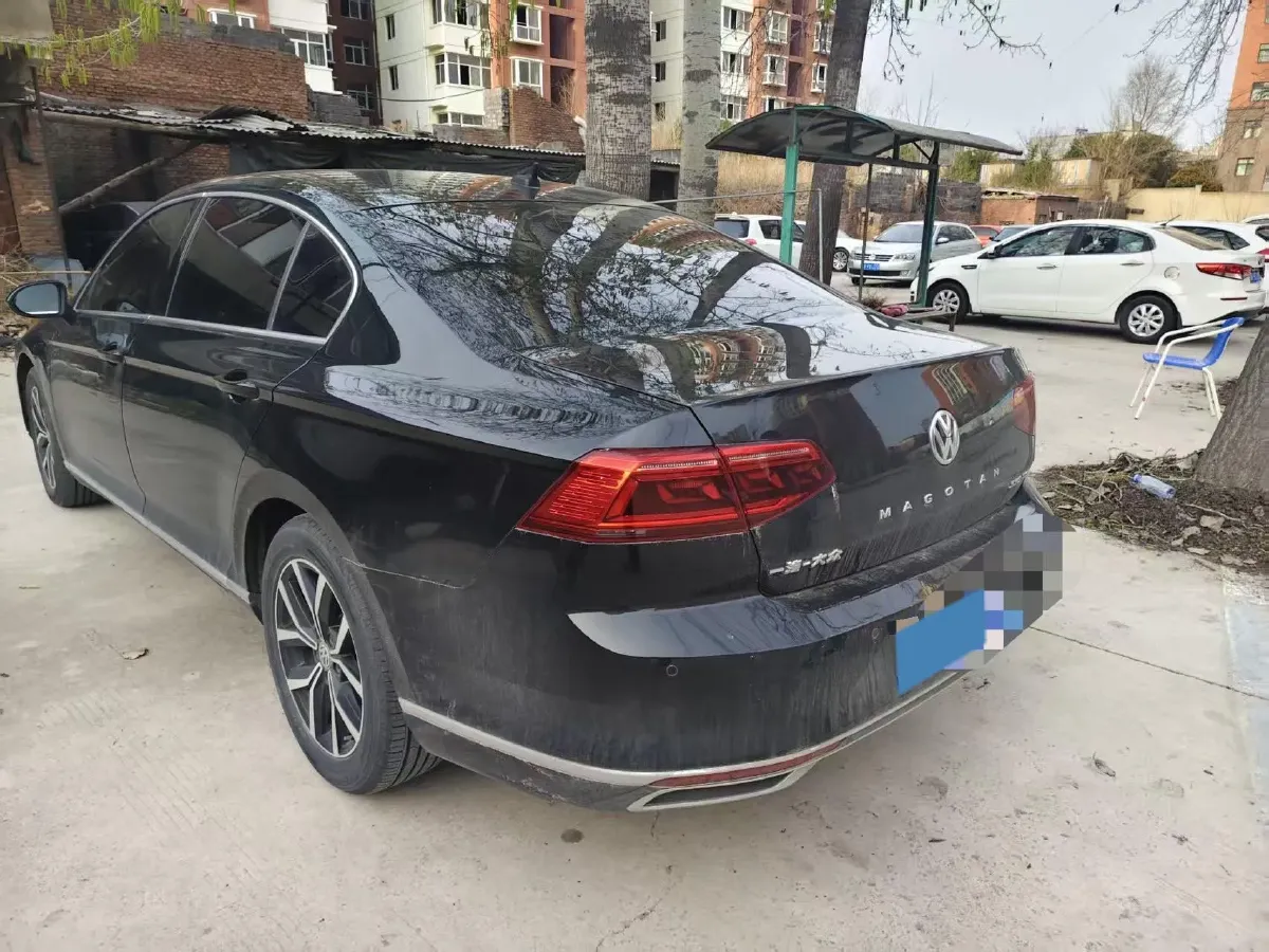 2020 Volkswagen Magotan 2.0T 186HP L4 7DCT,autocango,china used car exporter,china ev exporter,chinese used car exporter,chinese used ev exporter