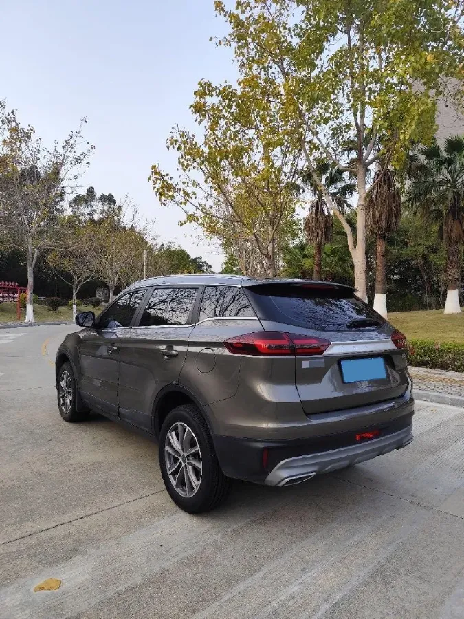 2020 Roewe i6 1.5T 169HP L4 7DCT,autocango,china used car exporter,china ev exporter,chinese used car exporter,chinese used ev exporter