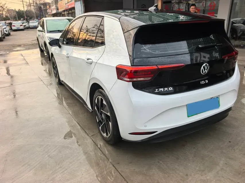 2024 Volkswagen ID.3 BEV 52.8KWH,autocango,china used car exporter,china ev exporter,chinese used car exporter,chinese used ev exporter