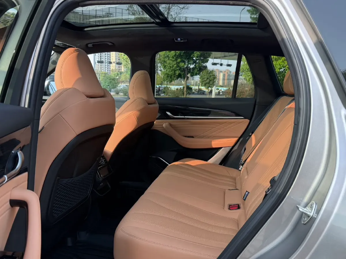 2024 Geely Monjaro 1.5T 163HP L4 3DHT Hybrid,autocango,china used car exporter,china ev exporter,chinese used car exporter,chinese used ev exporter