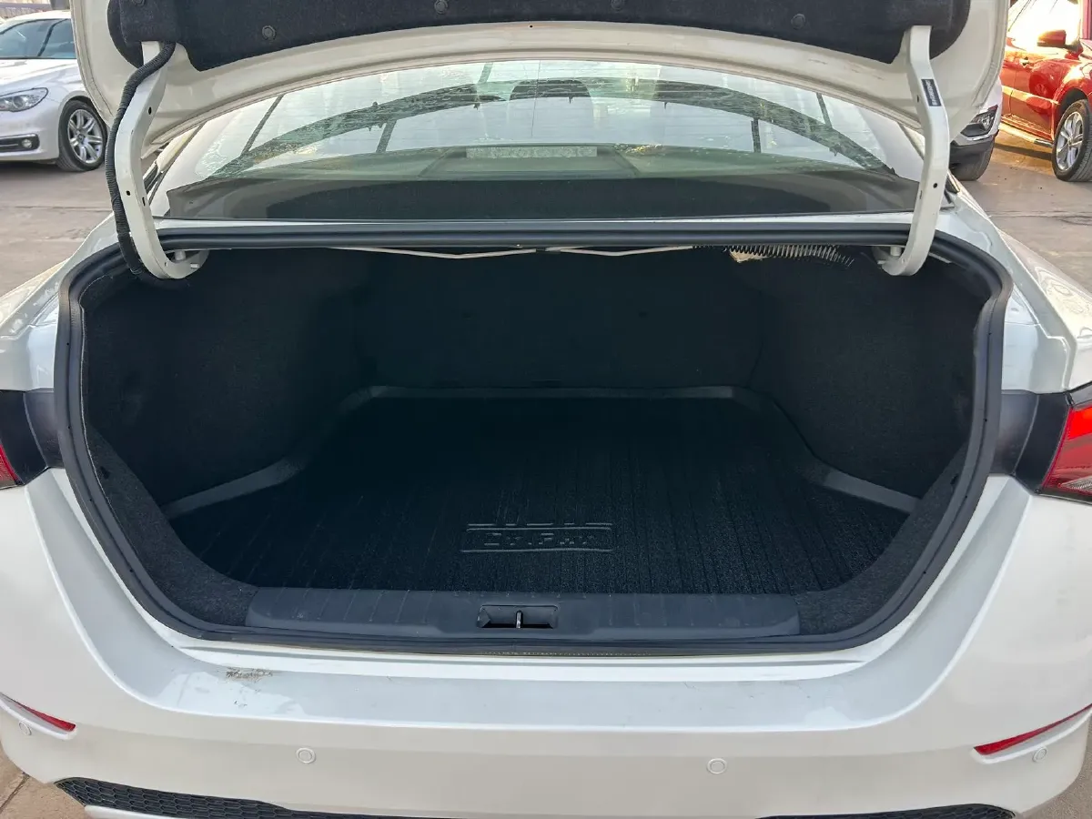 2021 Nissan Sylphy 1.6L 135HP L4 CVT,autocango,china used car exporter,china ev exporter,chinese used car exporter,chinese used ev exporter