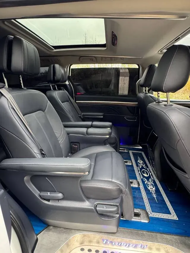 2021 GAC Trumpchi M8 2.0T 252HP L4 8AT,autocango,china used car exporter,china ev exporter,chinese used car exporter,chinese used ev exporter