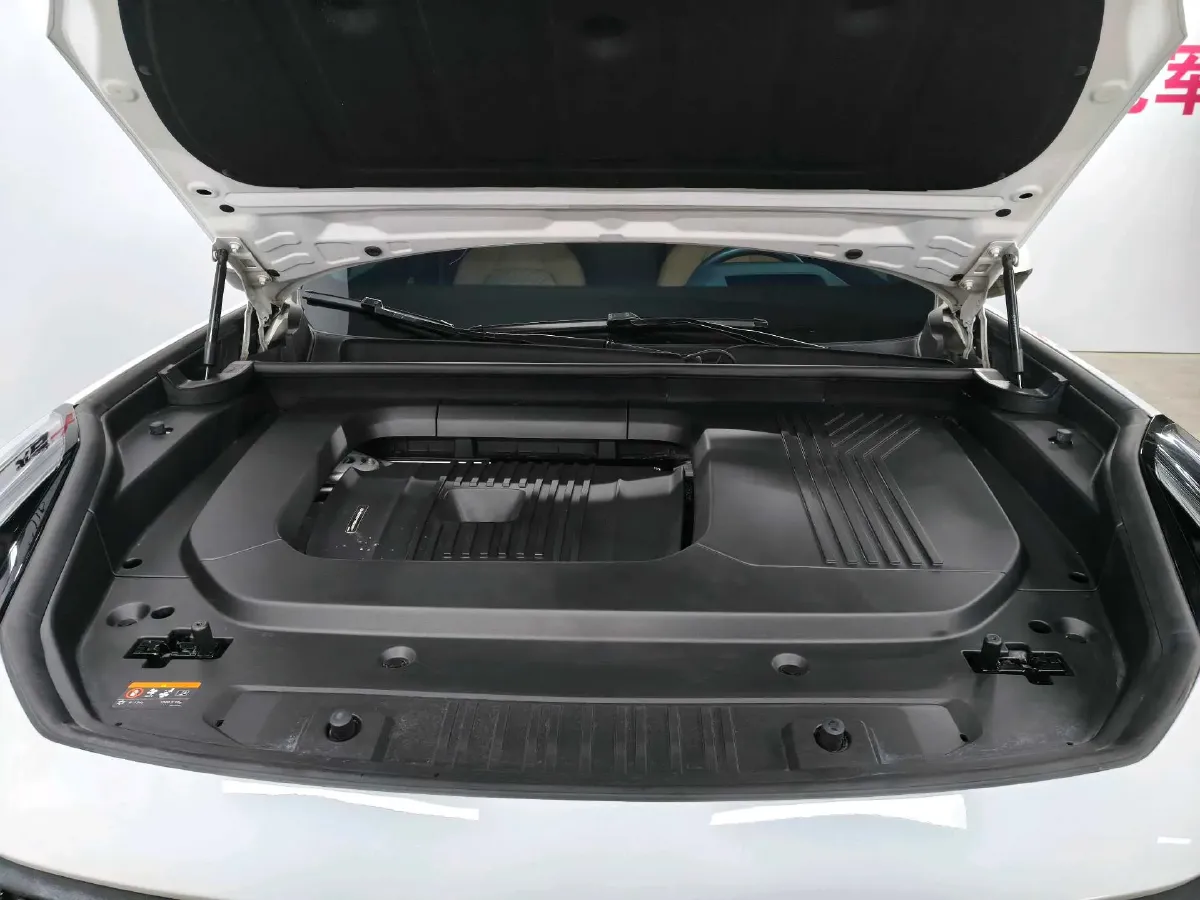 2021 Buick GL8 2.0T 237HP L4 9AT,autocango,china used car exporter,china ev exporter,chinese used car exporter,chinese used ev exporter