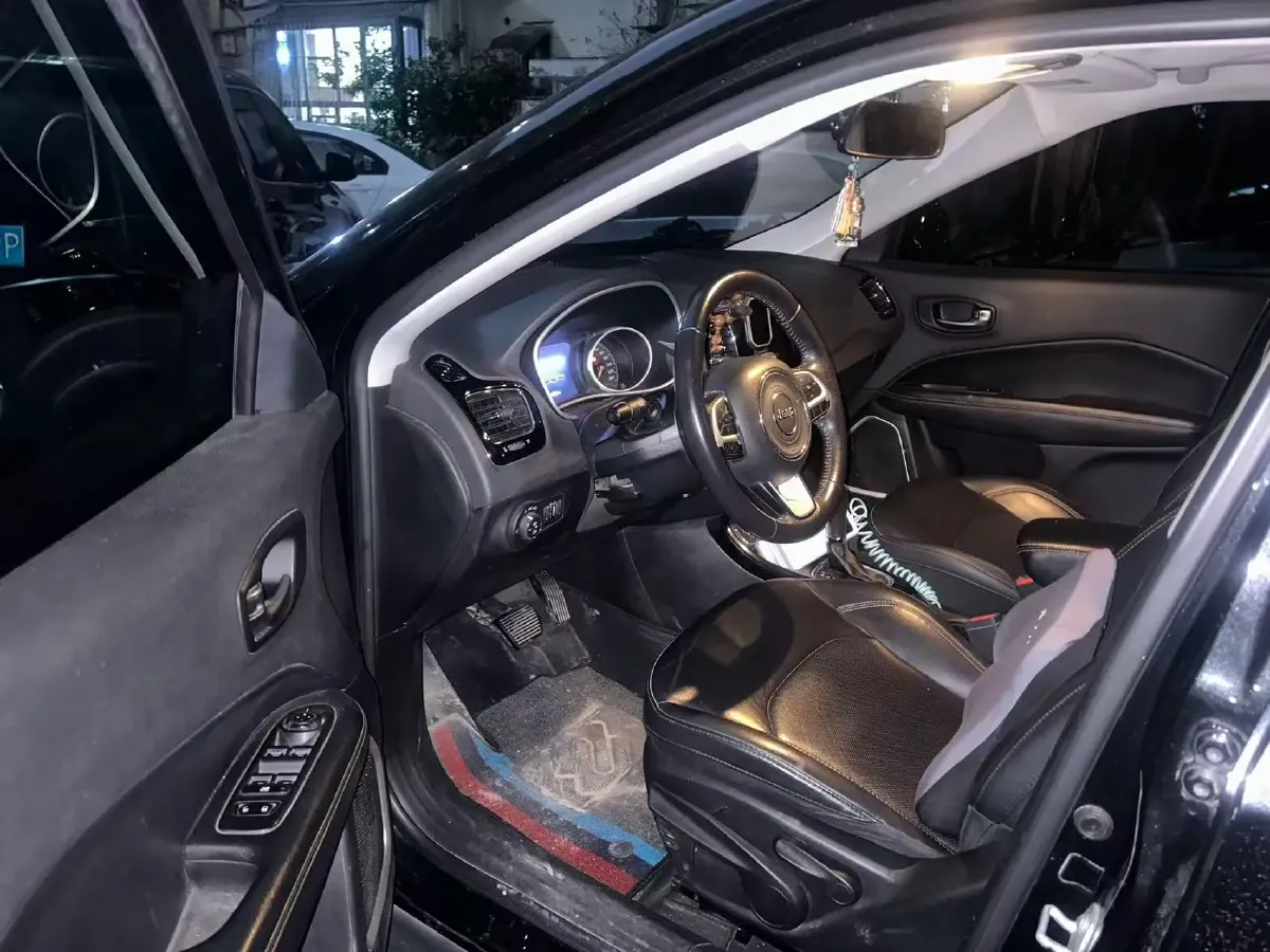 2020 Jeep Compass 1.3T 173HP L4 7DCT,autocango,china used car exporter,china ev exporter,chinese used car exporter,chinese used ev exporter